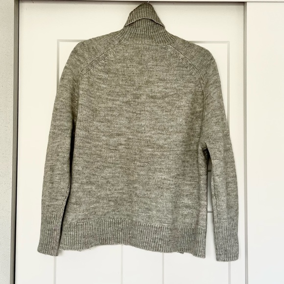 JCrew Women’s Turtleneck Sweater - Picture 5 of 11